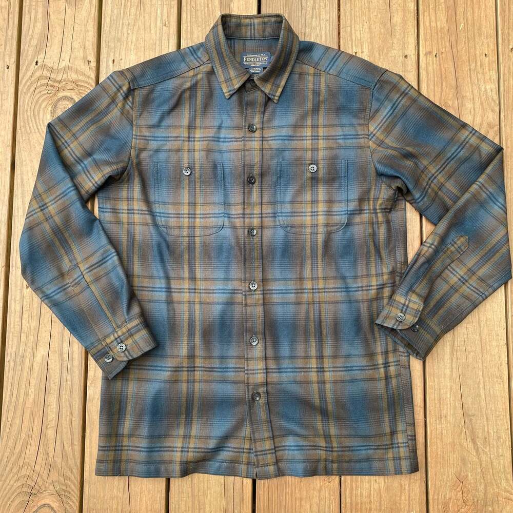 Pendleton Men's Blue and Brown Plaid Long Sleeve Wool Blend Button-Up Size S